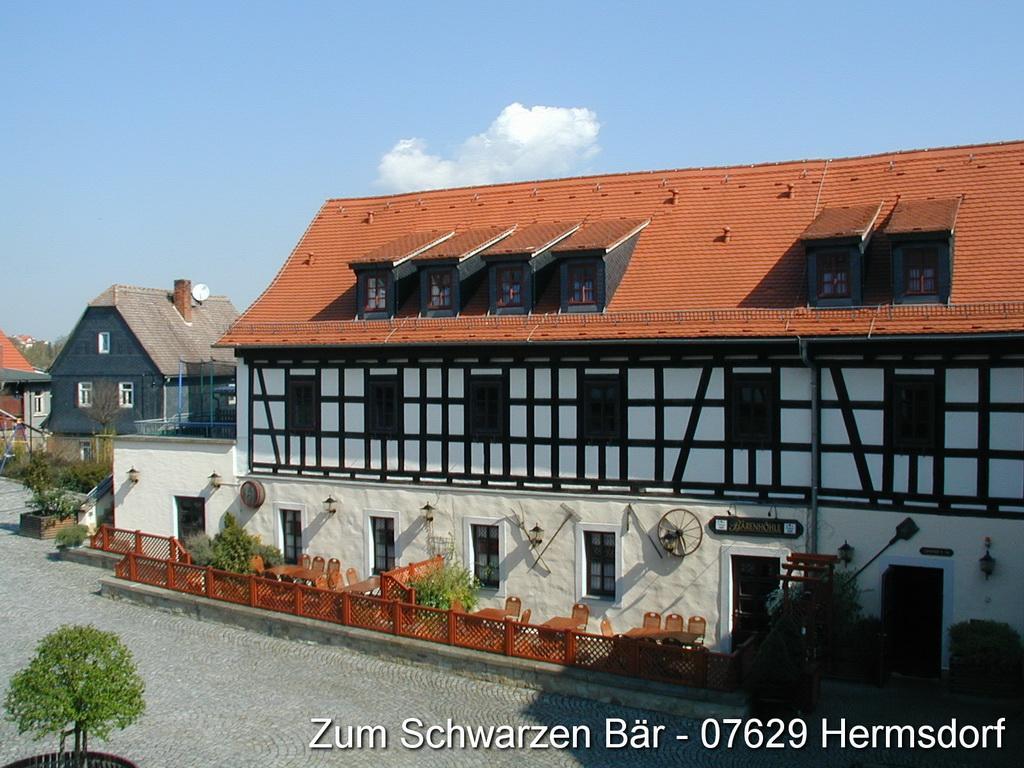 Hotel Zum Schwarzen Baer Hermsdorf  Exterior photo