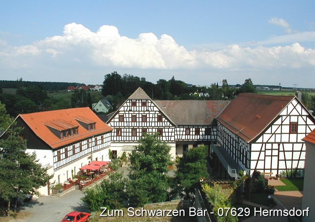 Hotel Zum Schwarzen Baer Hermsdorf  Exterior photo